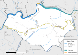 Carte en couleur présentant le réseau hydrographique de la commune