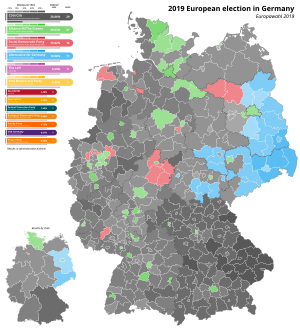 Results of the election. The map on the left shows the results by district. The map in the upper right shows results by state.