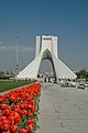 La Torre Azadi in Piazza Azadi a Teheran