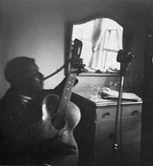 McTell recording for John Lomax in an Atlanta hotel room, November 1940