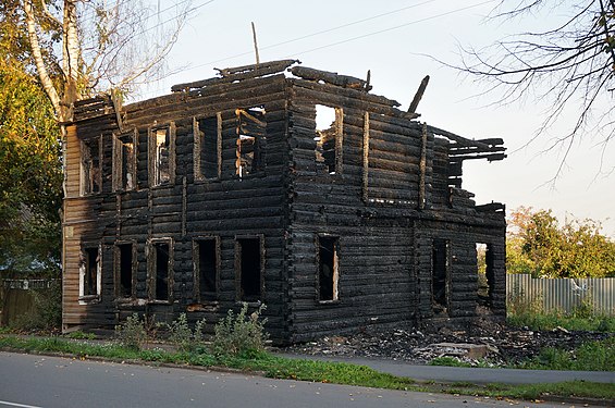 407. Сгоревший дом с пекарней и мучным складом П.В. Шабанина, Новая Ладога Автор — Reshinna