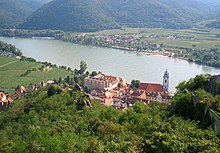Burg Dürnstein und Donau in der Wachau