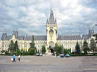 Palaciu de la Cultura de Iași (Rumanía), d'I.D. Berindei (1906-1925).