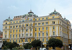 Ядранският дворец
