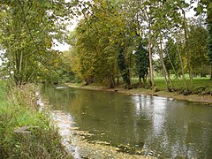 La Bresle canalisée entre Eu et Le Tréport.