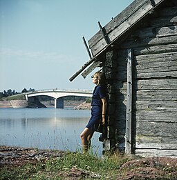 Kvinna vid Marsund på 1970-talet.