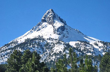 Nevado de Colima is an stratovolcano in Jalisco near the border with Colima.