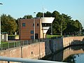 Bedieningshuis van de Grote sluis Vianen, tevens Centrale post bediening bruggen Merwedekanaal