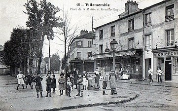 Place de la Mairie et Grande-Rue