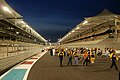 Yas Marina Circuit mit Fahnenmasten