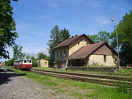 historický vlak v stanici Zásmuky (2010)
