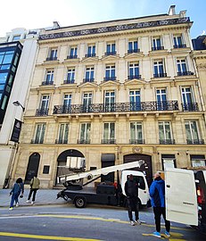 No 19, rue François-Ier (avril 2023).