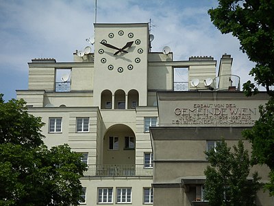 Es ist jetzt 13:49 Mitteleuropäischer Sommerzeit/Winterzeit