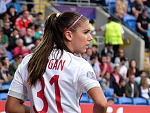 Morgan with Lyon during the Women's Champions League Final, June 2017 Alex Morgan WCL 2017.jpg