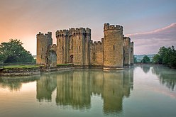 Castillo de Bodiam, siglo XIV, Inglaterra.