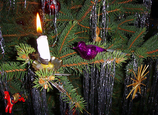Candle on Christmas tree 4