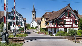 « Dorfstrasse » et église réformée