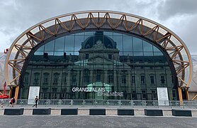 Entrée du Grand Palais éphémère.