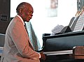 Hank Jones op 14 juli 2005 (Foto: Ed Newman) geboren op 31 juli 1918