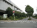 옆 도로부분에 정비되어 있는 환경 시설대 (사이타마현 소카시)