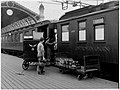 Leveranser til en spisevogn på Oslo østbanestasjon i 1935
