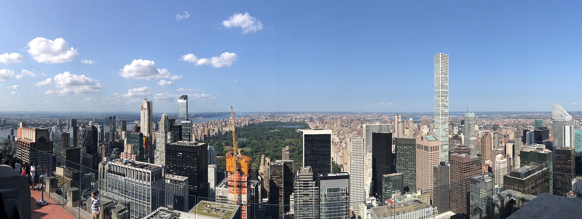 美国纽约洛克菲勒中心GE大樓楼顶，北侧景色，2017-08-30