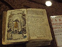 Открытый иллюстрированный Прекмурский Новый Завет XVIII века.
