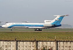 Onnettomuuskonetta muistuttava Kolavian Tupolev Tu-154B-2.