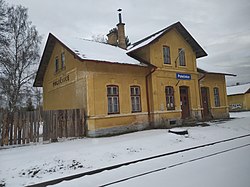 Polečnice (budova bývalé železniční stanice)