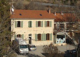 The school in Saint-Auban-d'Oze