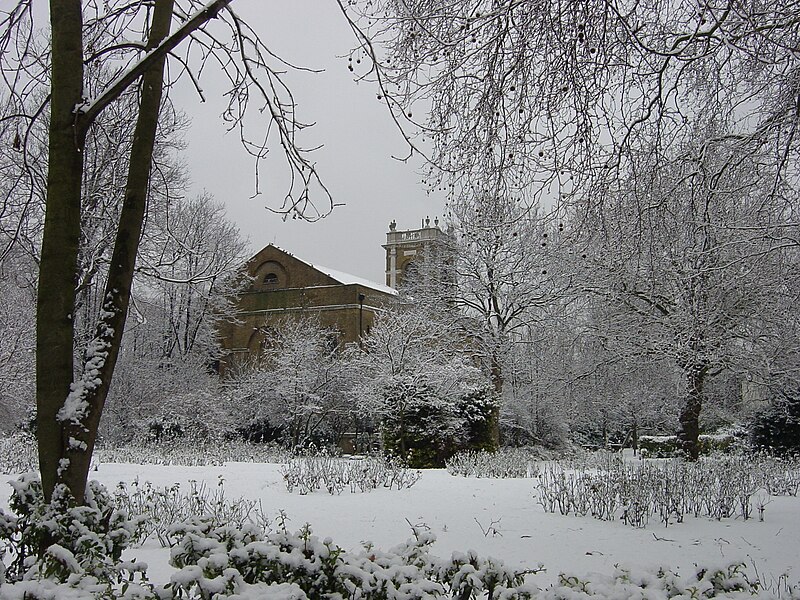 File:St. Mary Magdalene's Church, Islington in snow.JPG