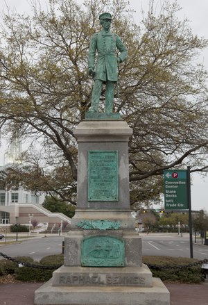 Статуя контр-адмирала Рафаэля Семмеса, Мобил, Алабама LCCN2010637101.tif