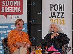 Tarja Halonen and Outi Heiskanen at Pori Jazz 2014 (cropped)