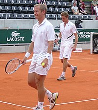 Thomas Johansson och Simon Aspelin spelar dubbel under Swedish Open 2008.