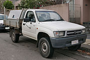 Image suggesstion for the single cab for the main infobox (U1Quattro)