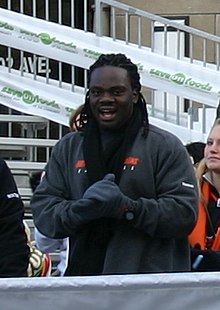 Description de l'image 2010 Grey Cup parade, Solomon Elimimian.jpg.