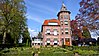 Villa "Dannenborgh", villa met tuin en hekwerk