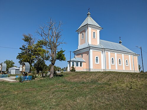 Biserica „Înălțarea Sf. Cruci”, Putinești, raionul Florești. Fotograf: Gganebnyi