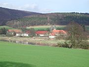 Bursfelde von der gegenüberliegenden Weserseite