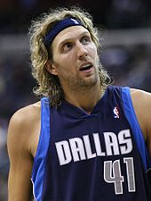 Nowitzki looking up