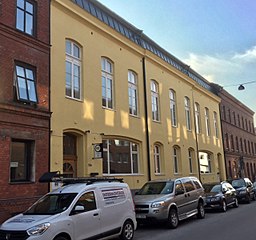 Gamla Folkets Hus i Malmö vid Norra Skolgatan. Fasaden numera mycket förvanskad. Ursprungligen ritad av August Lönnberg 1893.