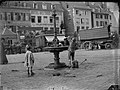 Enfants à la fontaine Montefiore du quai en 1892.