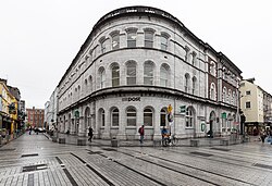 Das Gebäude des General Post Office mit der Pembroke Street zur Linken und der Oliver Plunkett Street zur Rechten