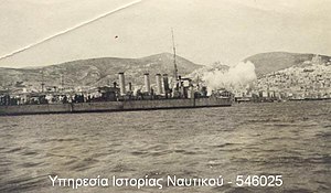 Greek destroyer Leon.jpg