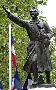 Monument aux morts (1922), Gaillac, place de la Libération