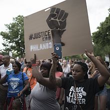 Protest march in response to the killing of Philando Castile, St. Paul, Minnesota, July 7, 2016 Protest march in response to the Philando Castile shooting (28084964251).jpg