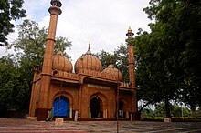 Sunehri Masjid in Delhi.jpg