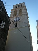 Klokketårnet på den katolske sognekirke