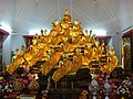 28 principal Buddha images