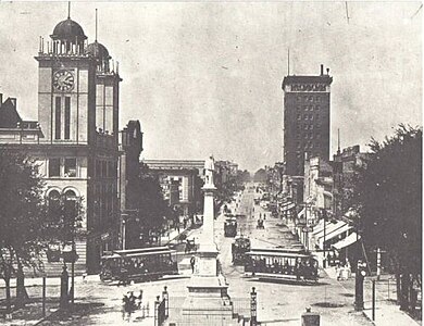 Columbia, SC Mainstreet (1900).jpg